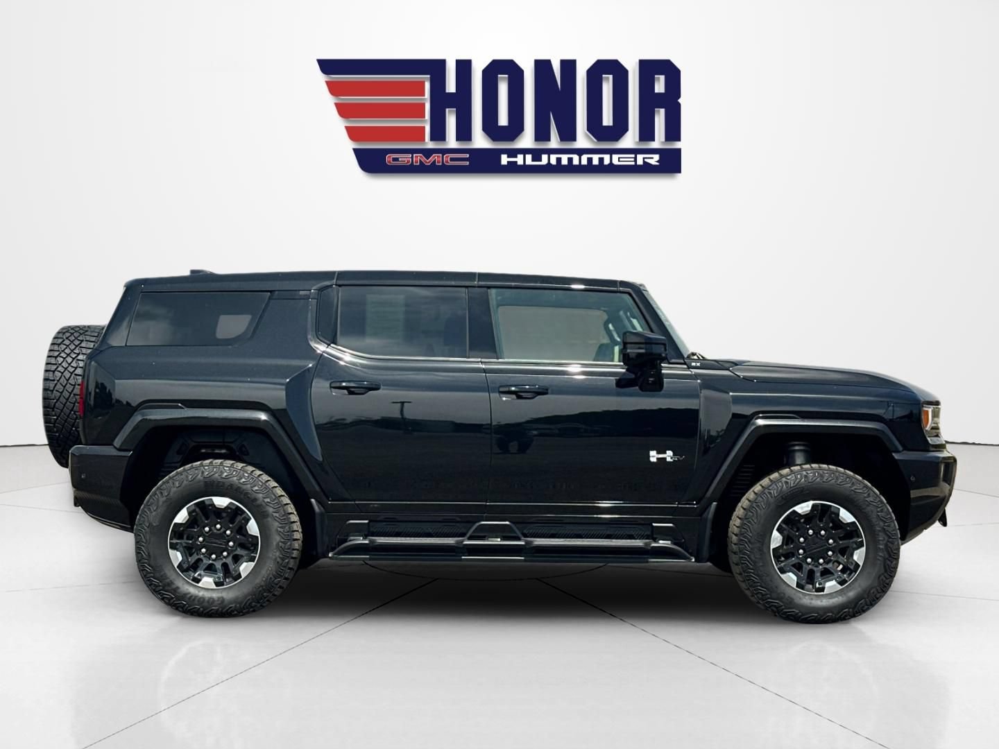 Used 2024 GMC Hummer EV 2X w/ Extreme Off-Road Package AWD/4WD image 3