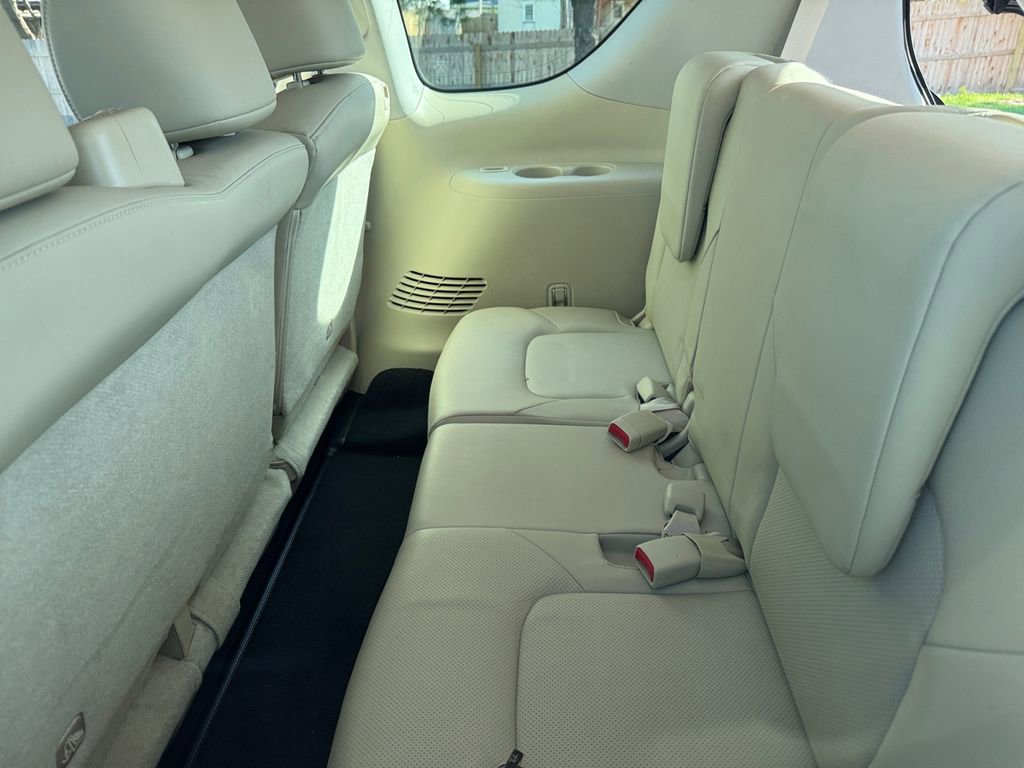 Used 2018 INFINITI QX80 4WD w/ Driver Assistance Package image 19