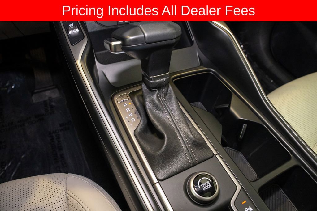 Used 2025 Kia Sorento S w/ Panoramic Sunroof Package FWD image 19