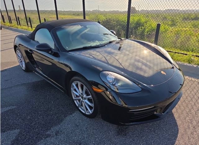 Used 2019 Porsche 718 Boxster S RWD image 5