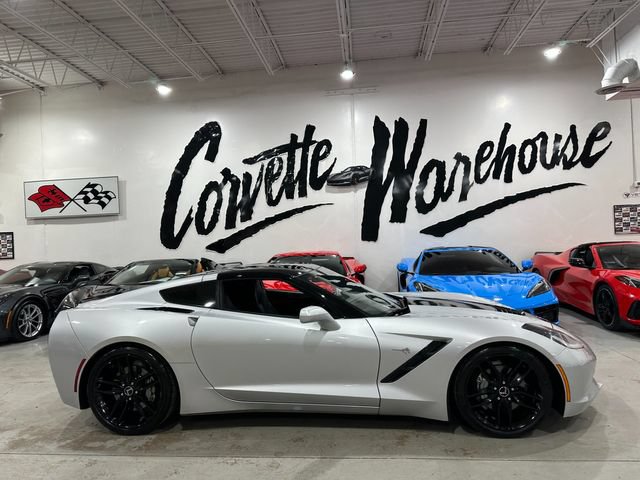 Used 2018 Chevrolet Corvette Stingray Coupe w/ 3LT Preferred Equipment Group RWD image 9