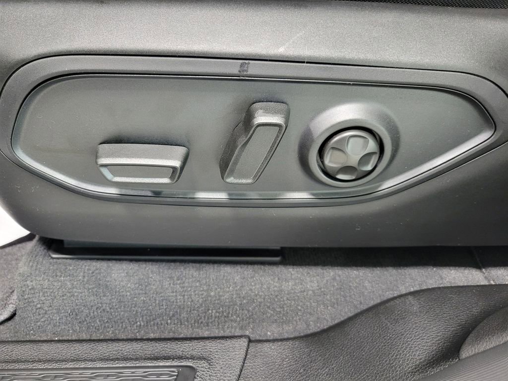 New 2026 Jeep Grand Cherokee Limited AWD/4WD image 10