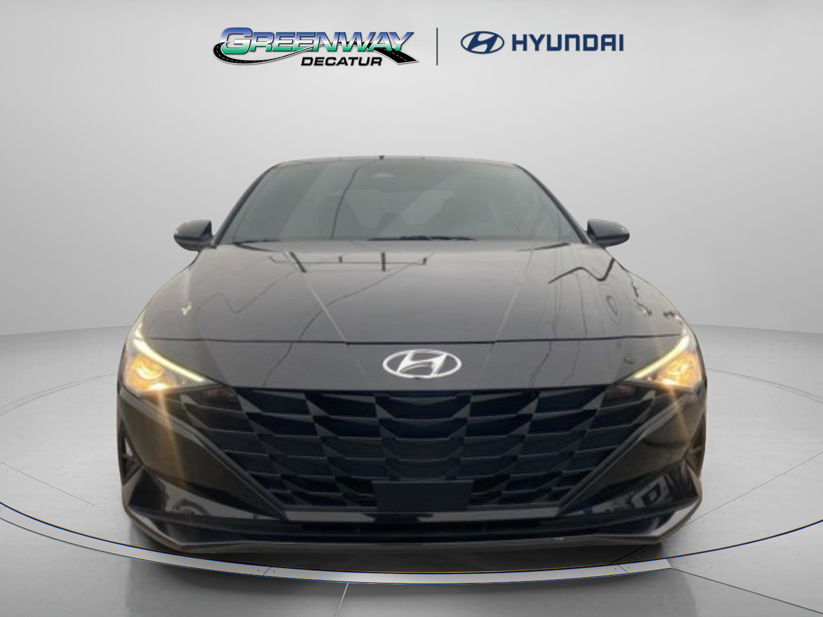 Used 2023 Hyundai Elantra SEL w/ Convenience Package image 4