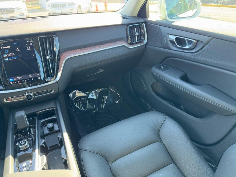 Certified 2025 Volvo V60 B5 Cross Country Plus image 16