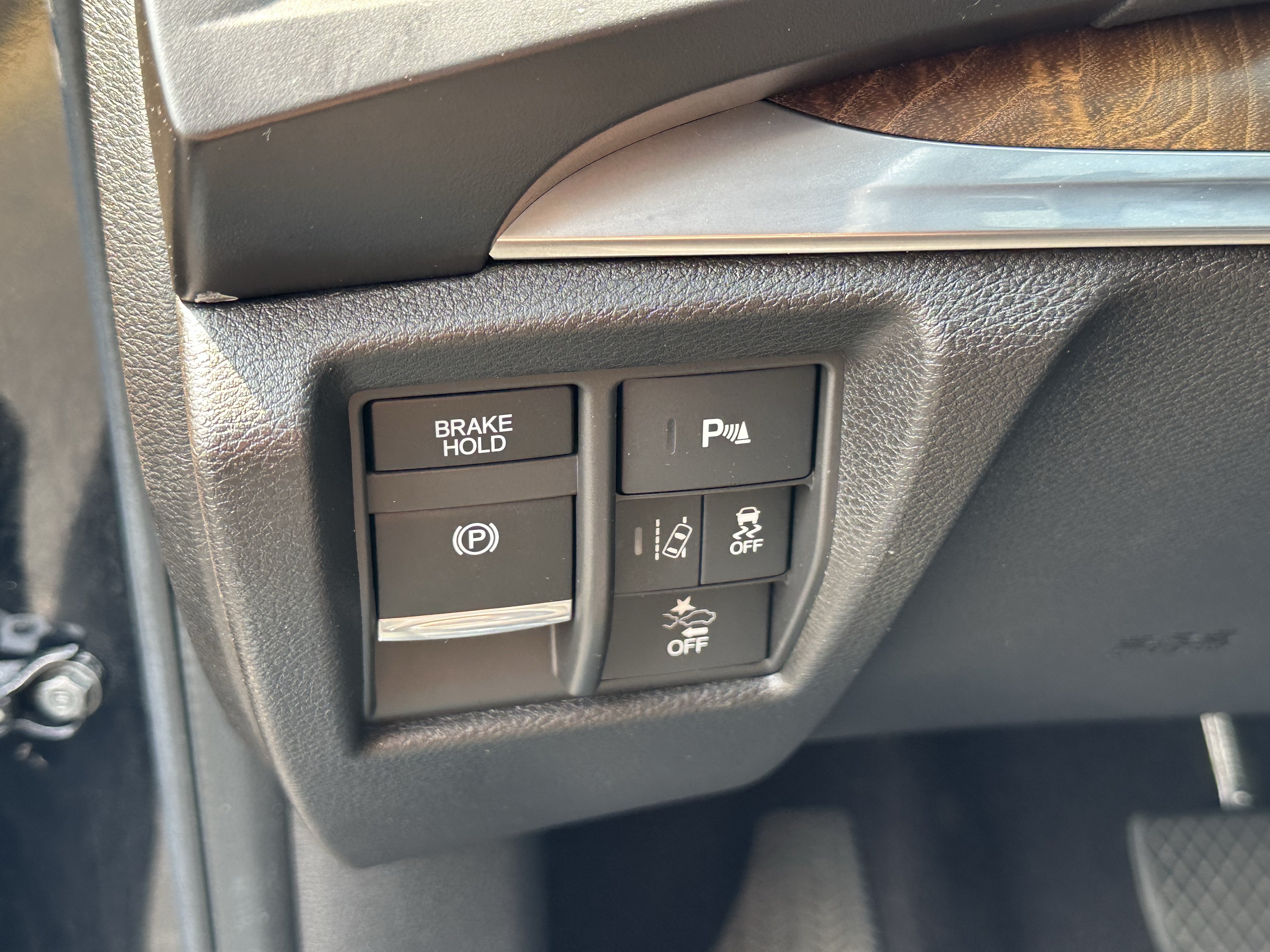 Used 2020 Acura MDX w/ Technology Package FWD image 19
