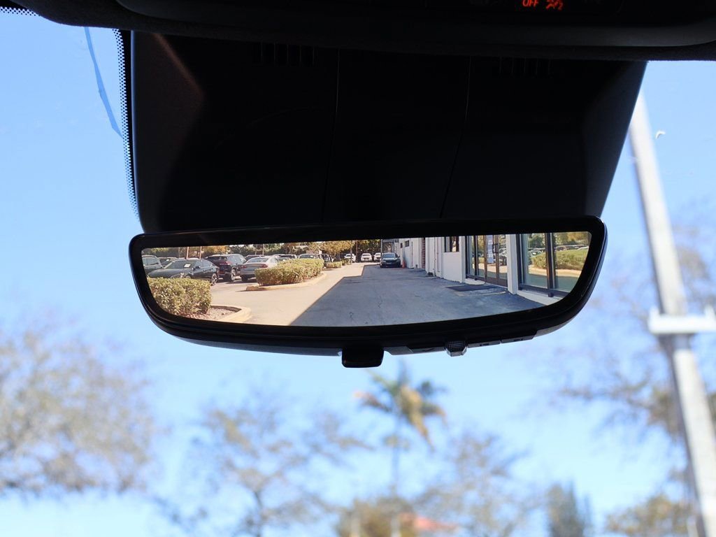 Used 2021 Cadillac Escalade Premium Luxury Platinum image 61