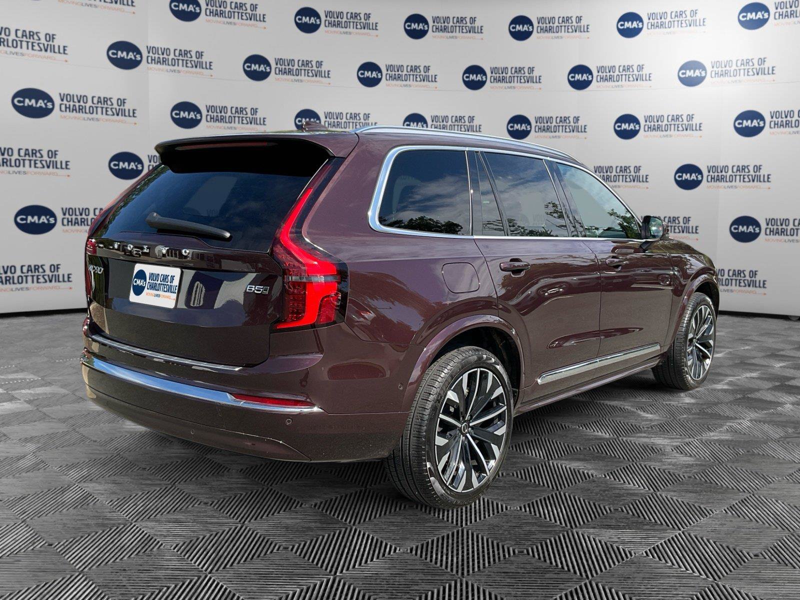 New 2026 Volvo XC90 B5 Plus w/ Protection Package Premier AWD/4WD image 5