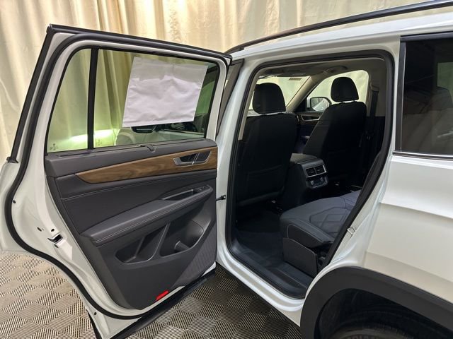 New 2026 Volkswagen Atlas SE image 27