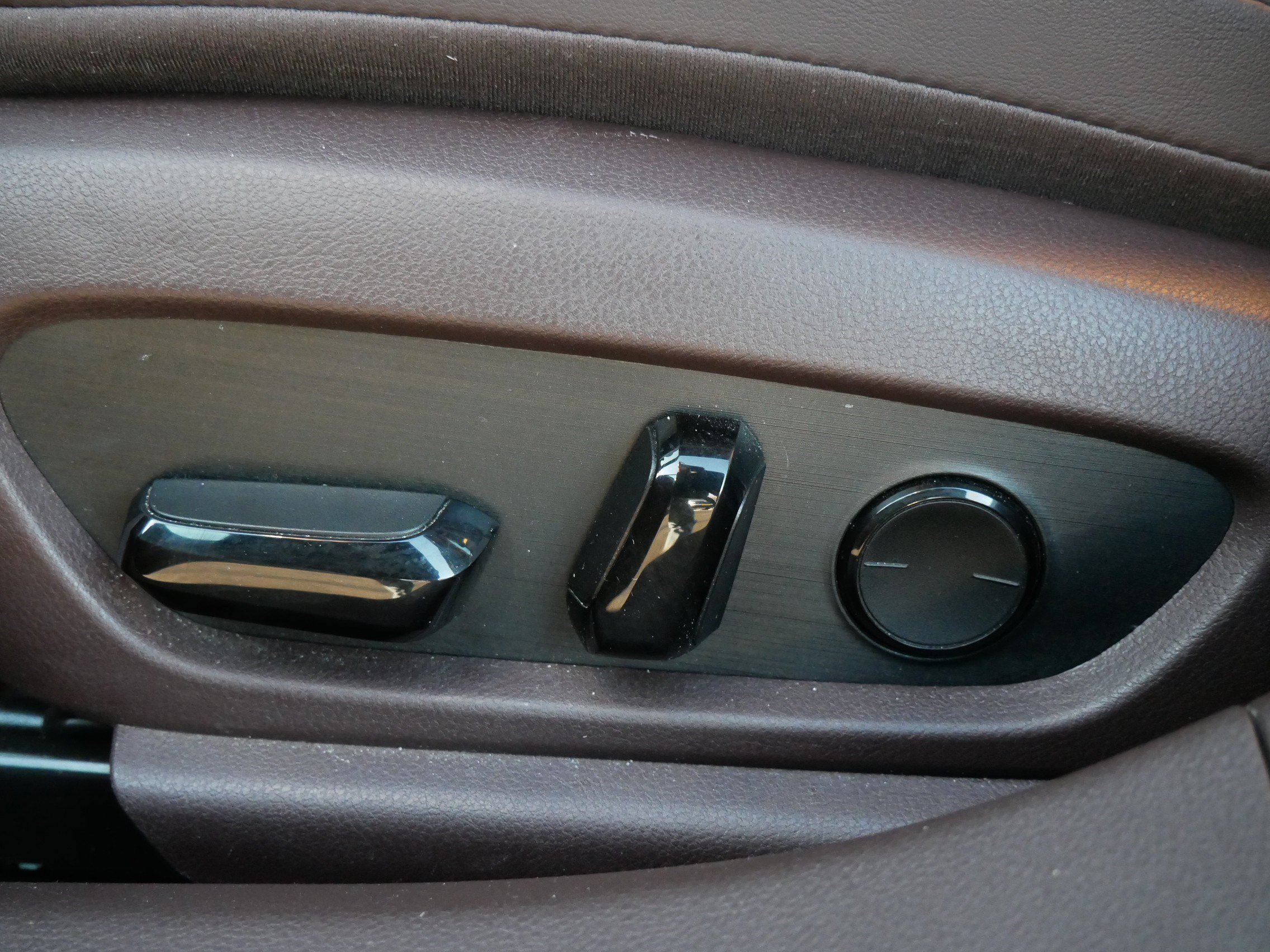 Used 2021 Lexus ES 250 w/ Premium Package image 19