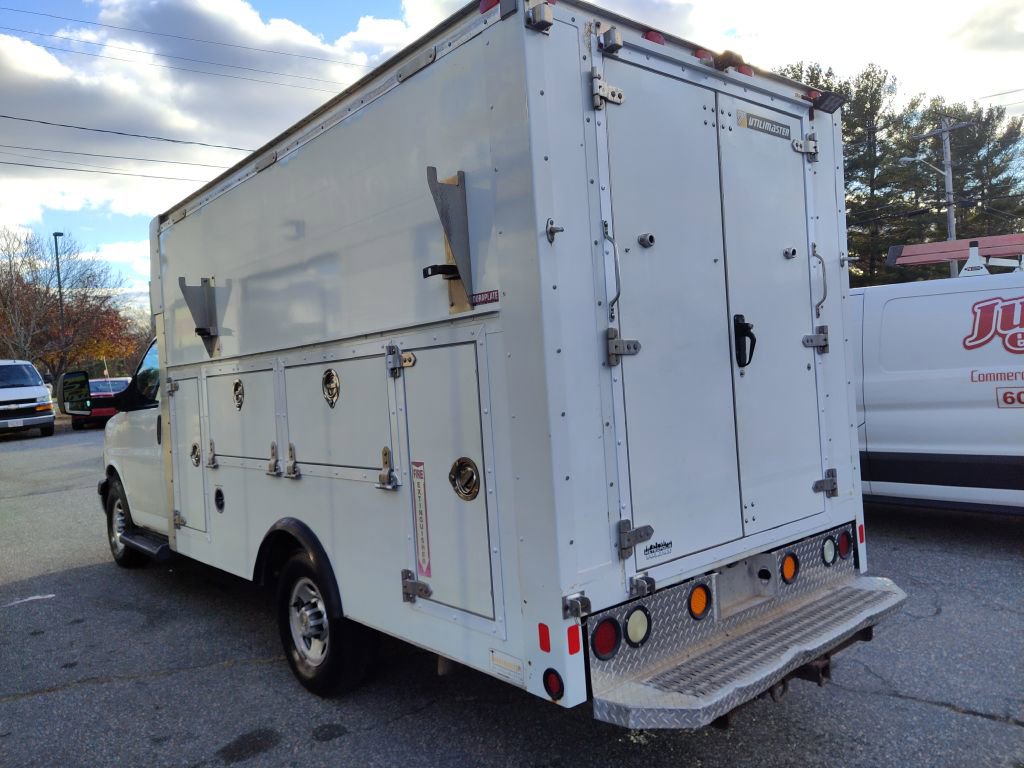 Used 2012 Chevrolet Express 3500 image 6