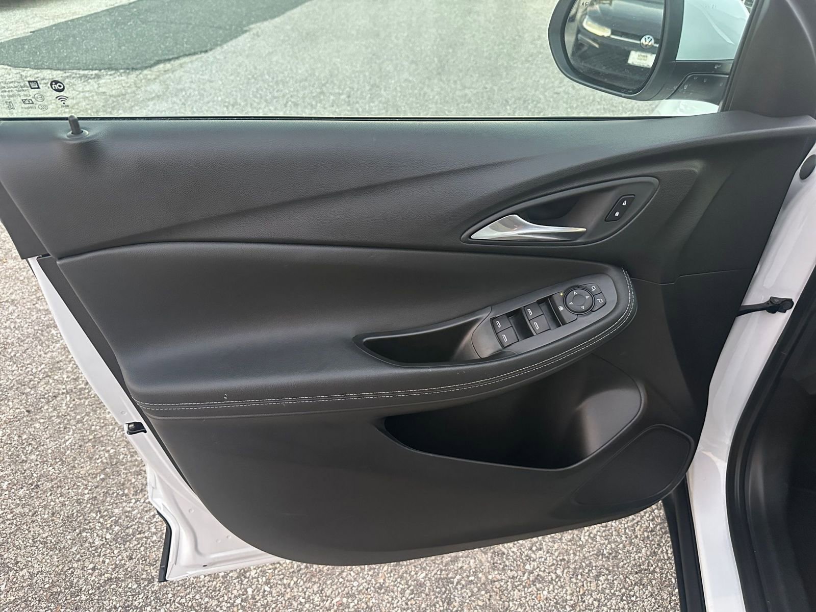 Used 2025 Buick Encore GX Preferred image 20