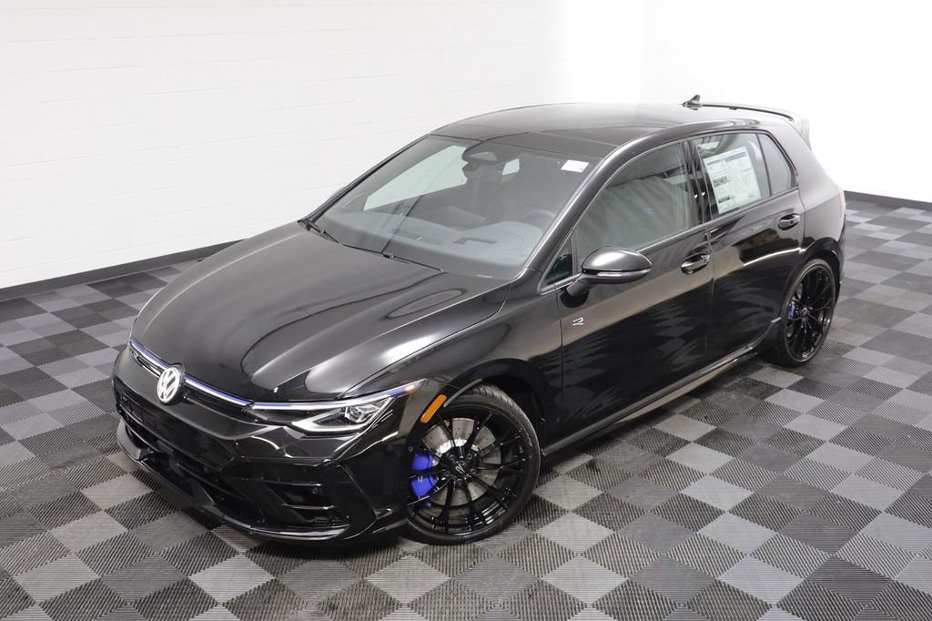 New 2026 Volkswagen Golf image 2