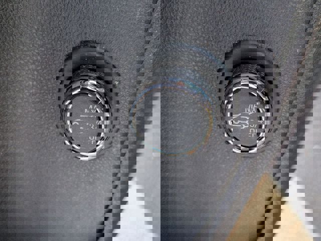 Used 2020 Chevrolet Blazer LT image 18