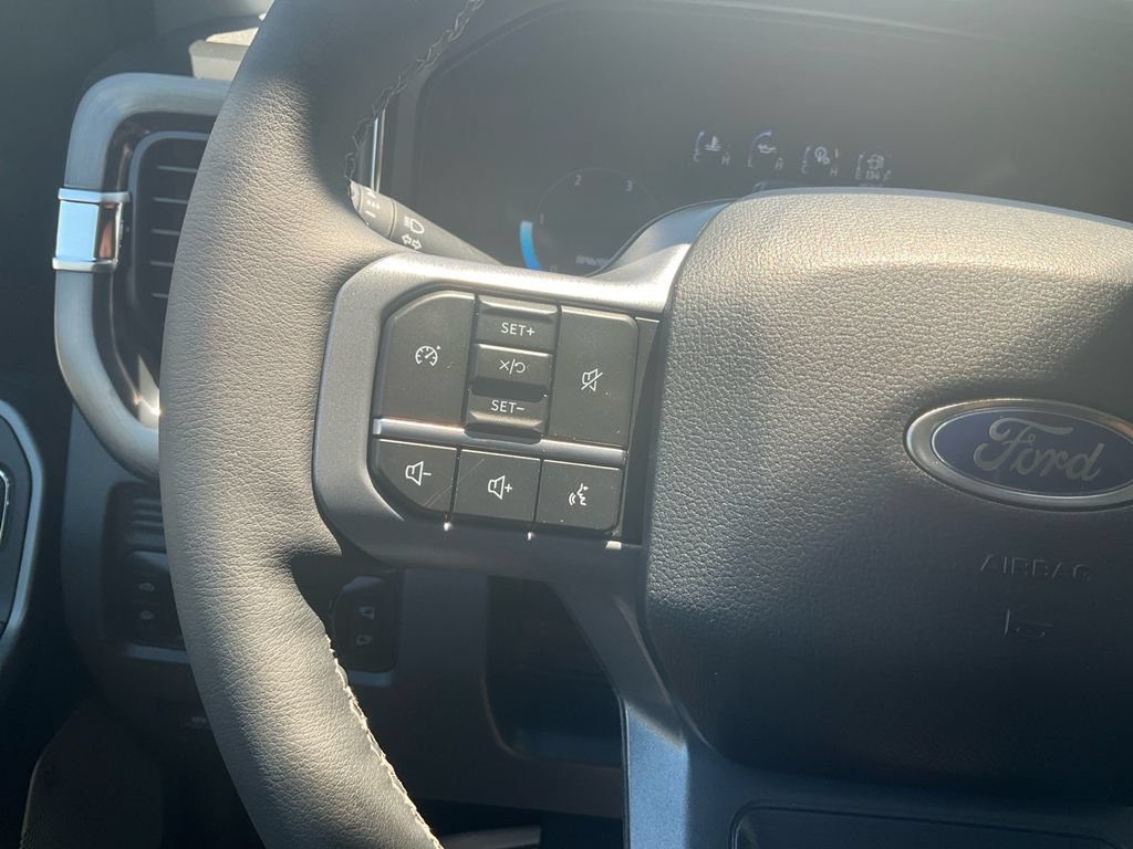 New 2026 Ford F350 Lariat w/ Chrome Package AWD/4WD image 21