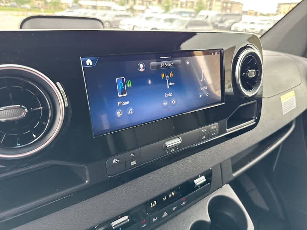 New 2025 Mercedes-Benz Sprinter 2500 image 13
