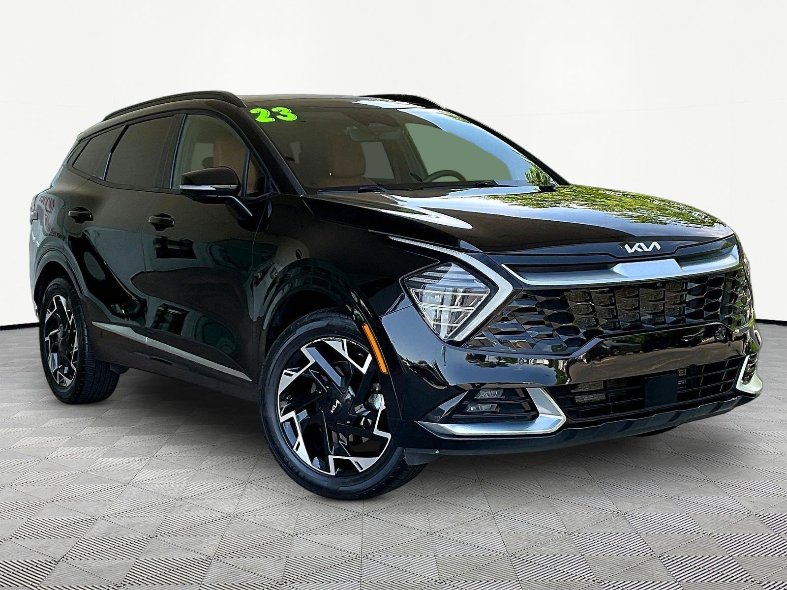 Used 2023 Kia Sportage SX AWD/4WD image 3