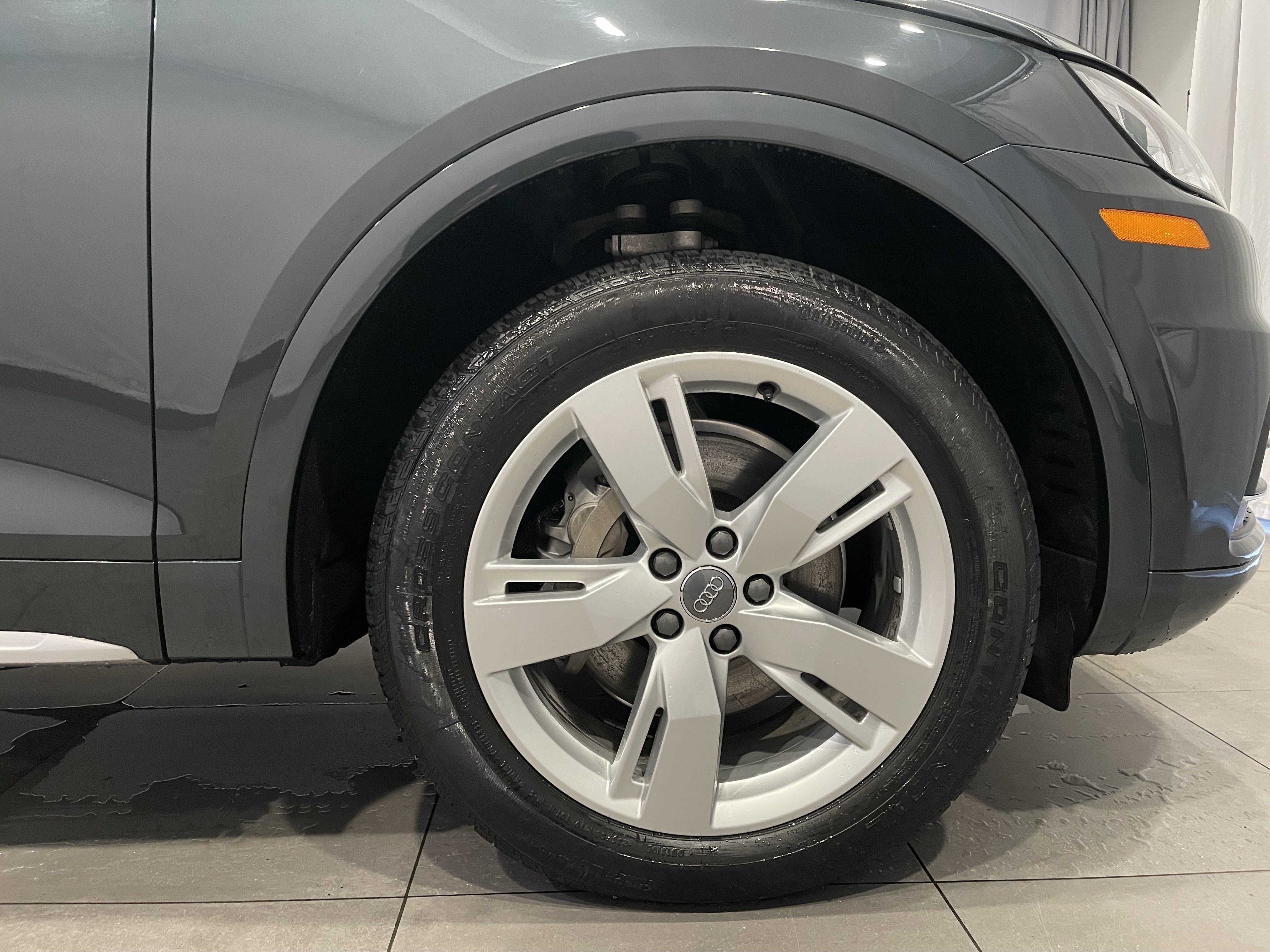 Used 2019 Audi Q5 2.0T Premium Plus w/ Premium Plus Package AWD/4WD image 10
