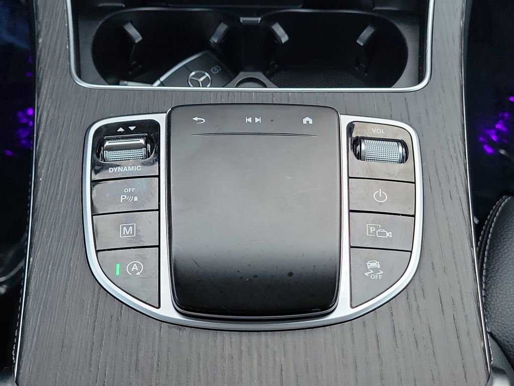 Used 2021 Mercedes-Benz GLC 300 w/ Premium Package image 37
