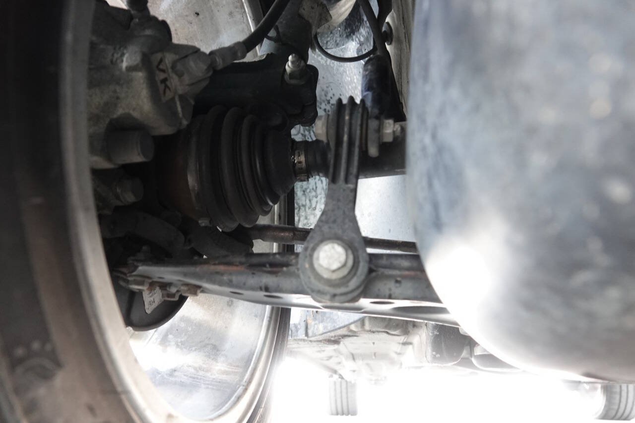 Used 2008 Volkswagen Beetle SE FWD image 91