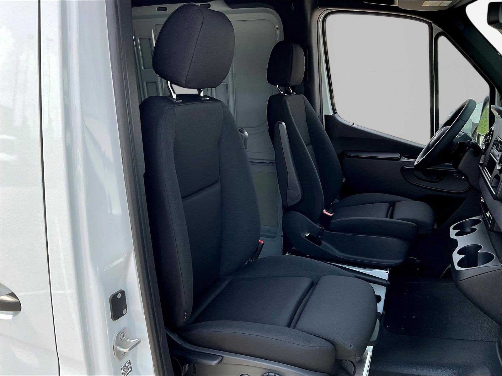 New 2026 Mercedes-Benz Sprinter 2500 image 17