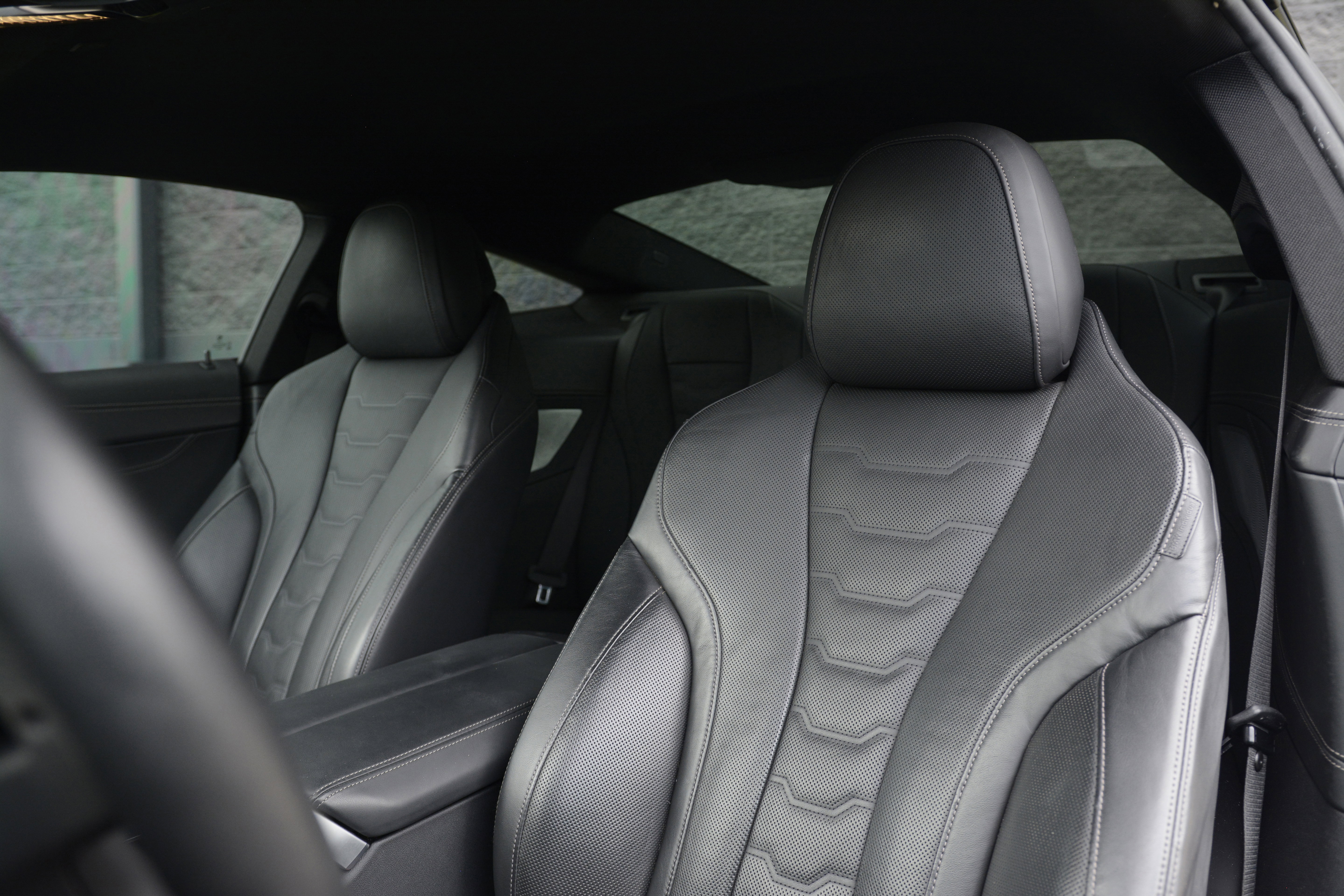 Used 2022 BMW M850i xDrive Coupe w/ Driving Assistance Package AWD/4WD image 5