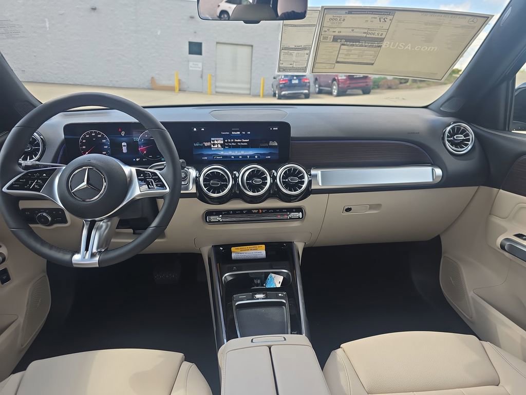 New 2026 Mercedes-Benz GLB 250 4MATIC image 12