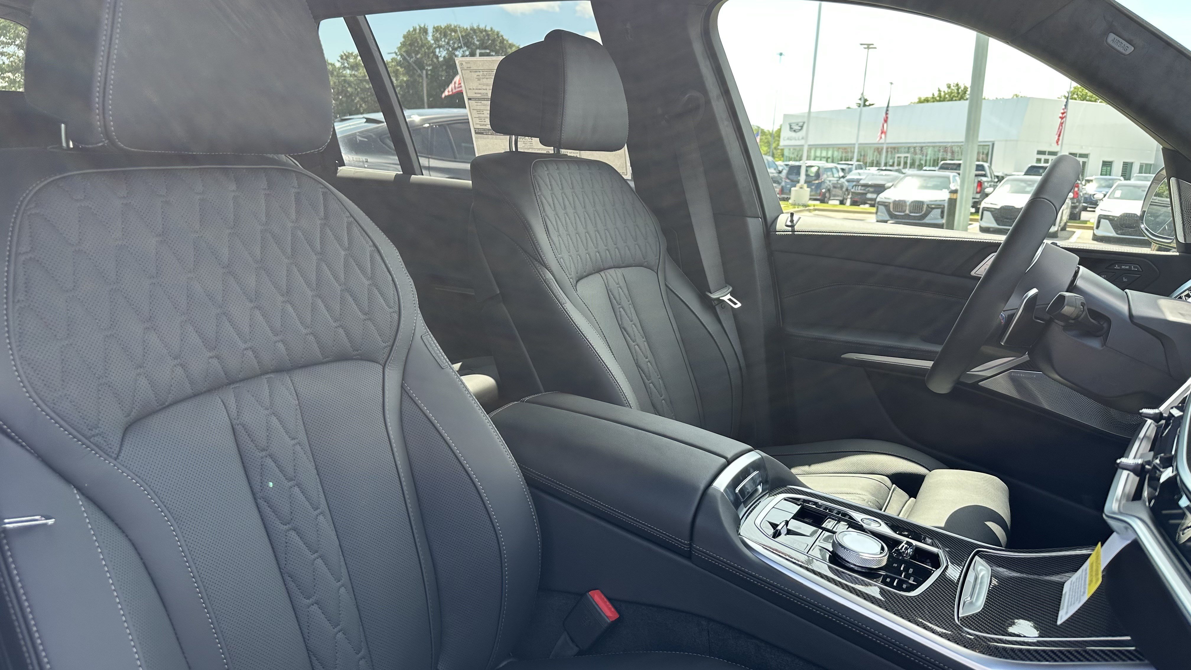 New 2027 BMW X7 M60i AWD/4WD image 33