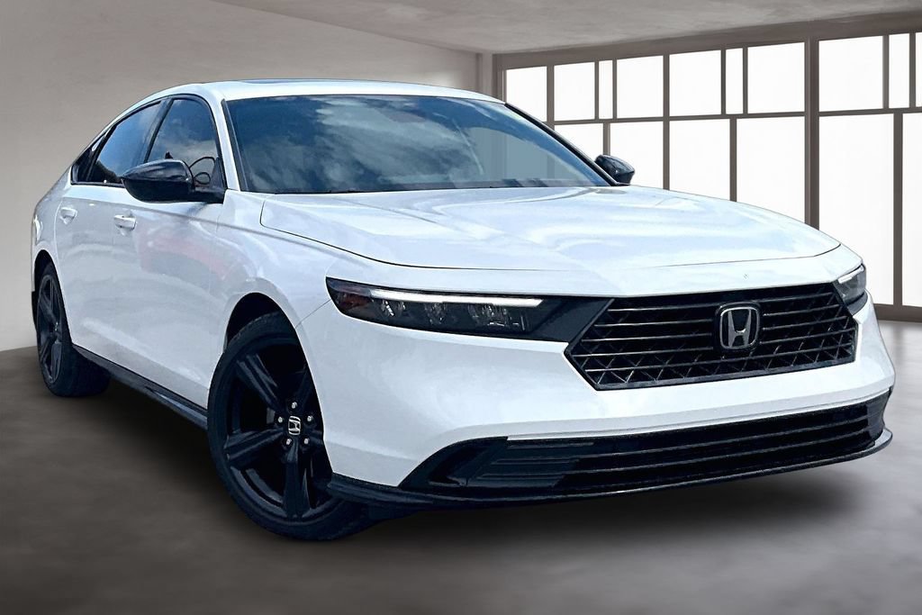 Used 2026 Honda Accord Sport image 3