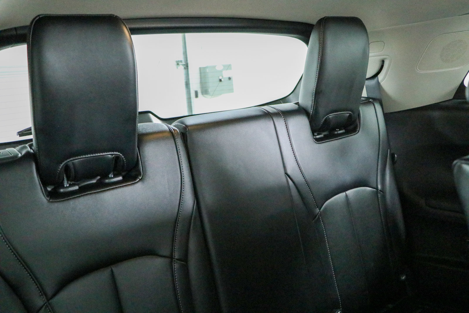 Used 2023 INFINITI QX60 Luxe w/ Cargo Package AWD/4WD image 30