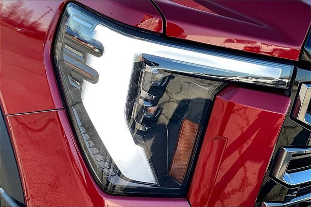 Used 2024 GMC Sierra 2500 AT4 w/ AT4 Premium Plus Package image 33