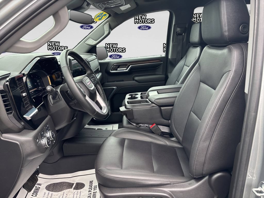 Used 2024 GMC Sierra 1500 SLT w/ LPO, GMC Protection Package AWD/4WD image 10
