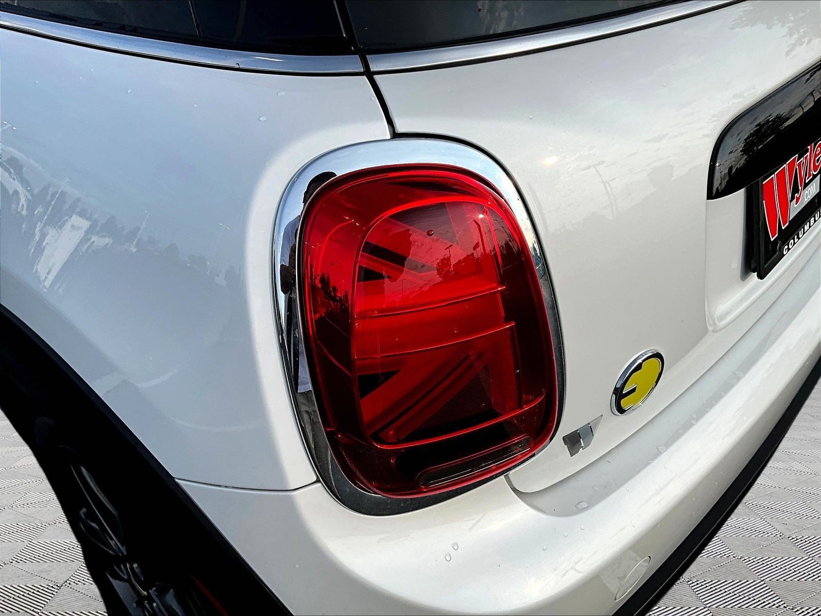 Used 2024 MINI Cooper SE FWD image 21