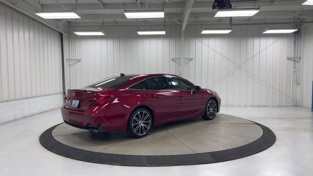 Used 2019 Toyota Avalon Touring w/ Advanced Safety Package FWD image 8