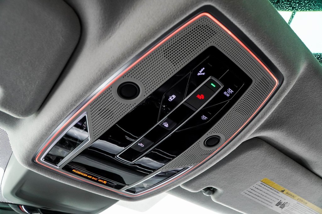 Used 2022 Audi S8 image 37