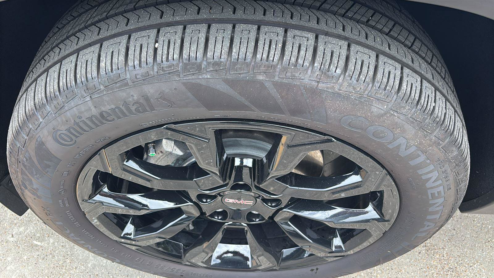 New 2026 GMC Terrain Elevation w/ Elevation Premium Package AWD/4WD image 13
