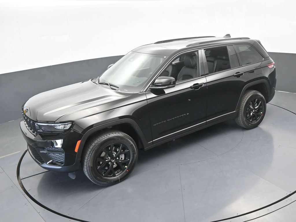 New 2025 Jeep Grand Cherokee Laredo image 39