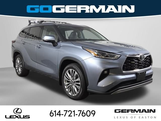 Used 2024 Toyota Highlander Platinum image 5