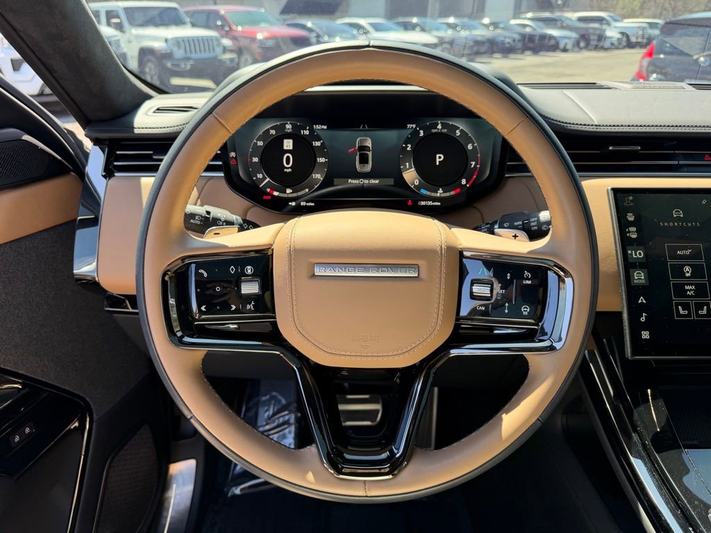 Used 2025 Land Rover Range Rover Sport Autobiography image 15
