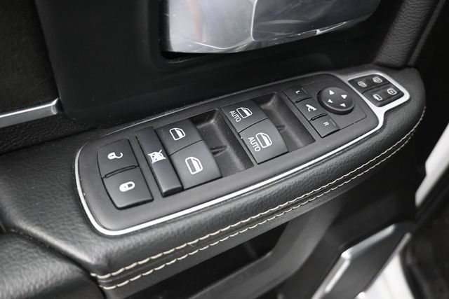 Used 2024 RAM 2500 Laramie AWD/4WD image 16