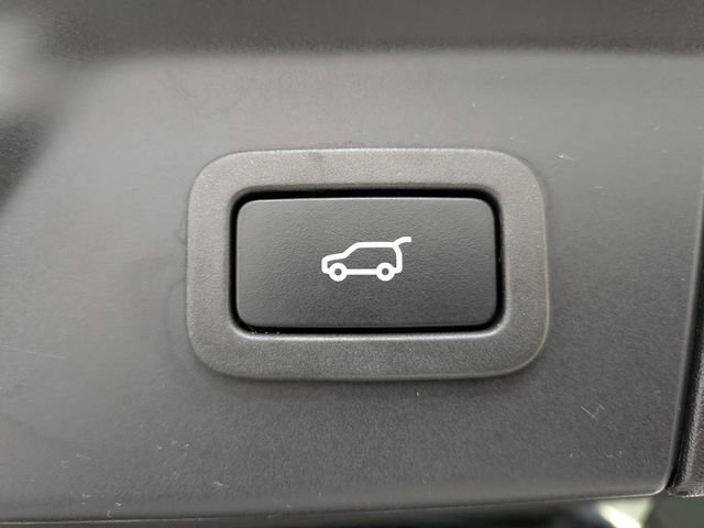 Used 2020 Land Rover Range Rover Velar S image 28