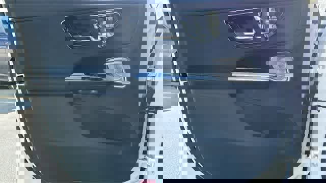 Certified 2025 Mercedes-Benz GLC 300 4MATIC image 14