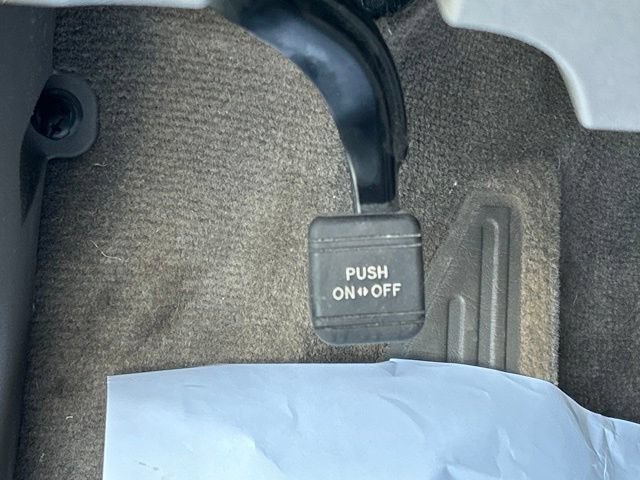 Used 2015 Toyota Sienna LE FWD image 69