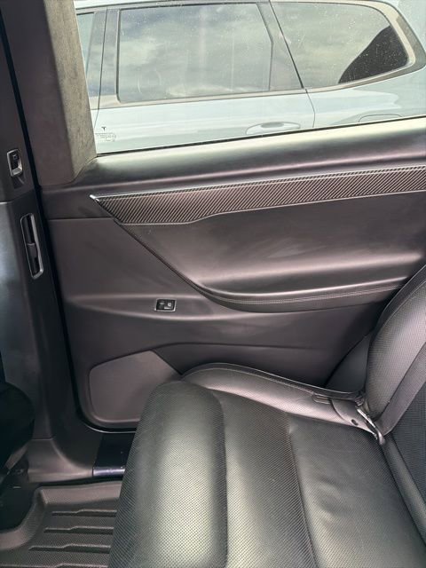 Used 2016 Tesla Model X P90D image 31