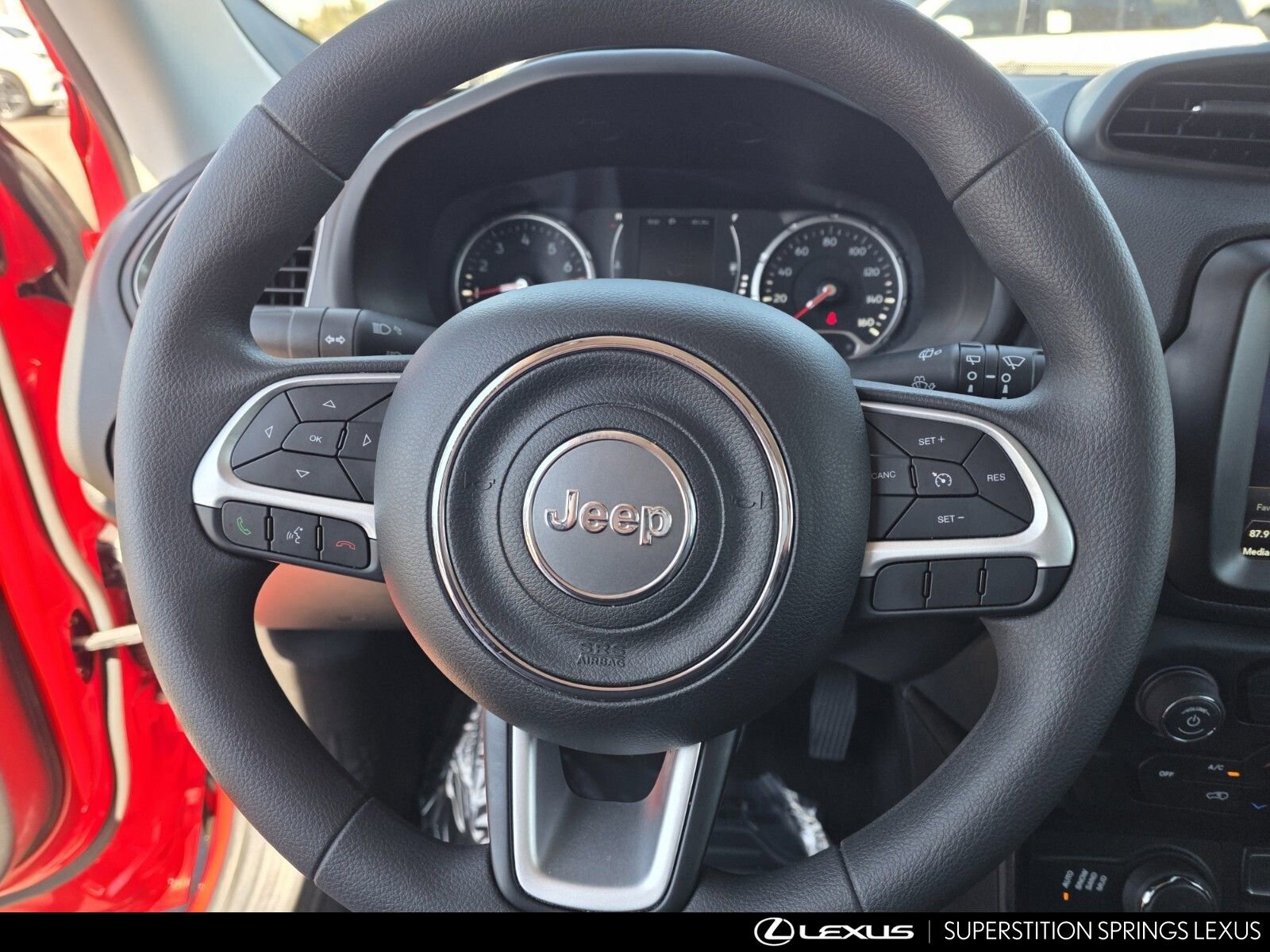 Used 2015 Jeep Grand Cherokee Limited w/ Luxury Group II RWD image 23
