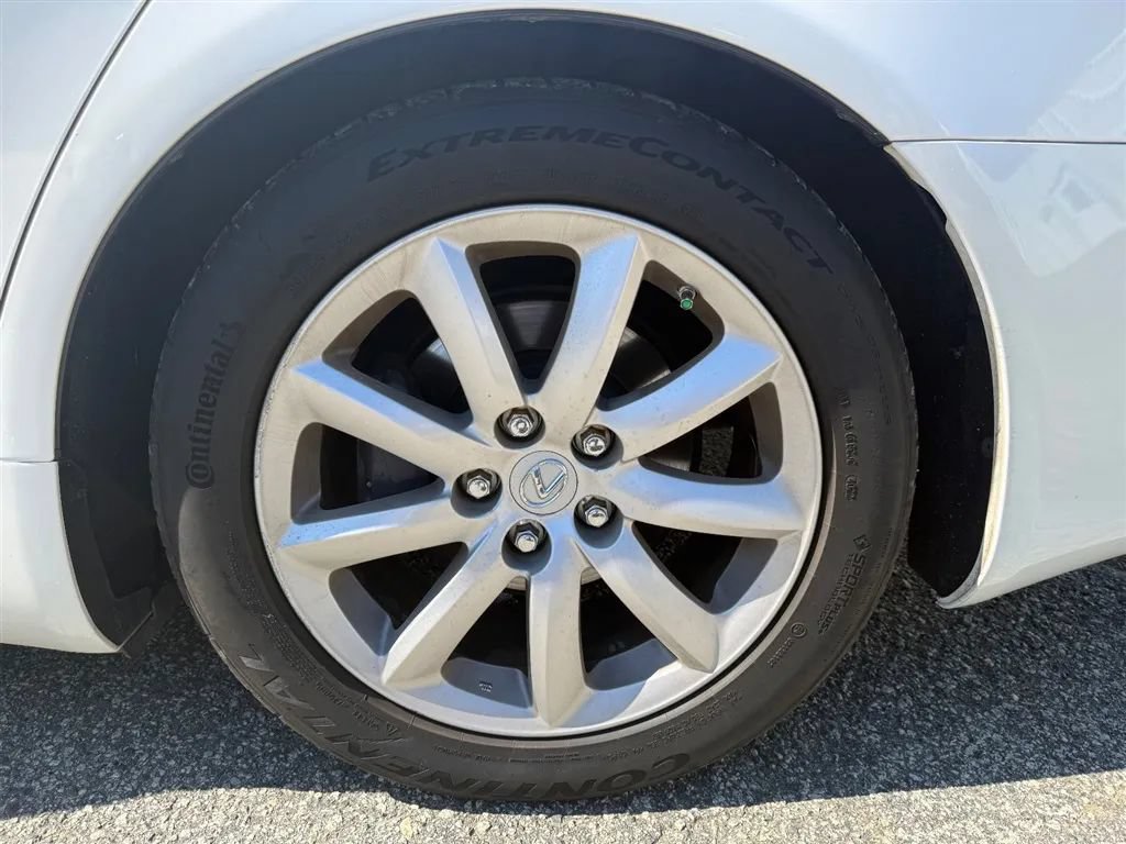 Used 2009 Lexus LS 460 w/ Comfort Pkg RWD image 40