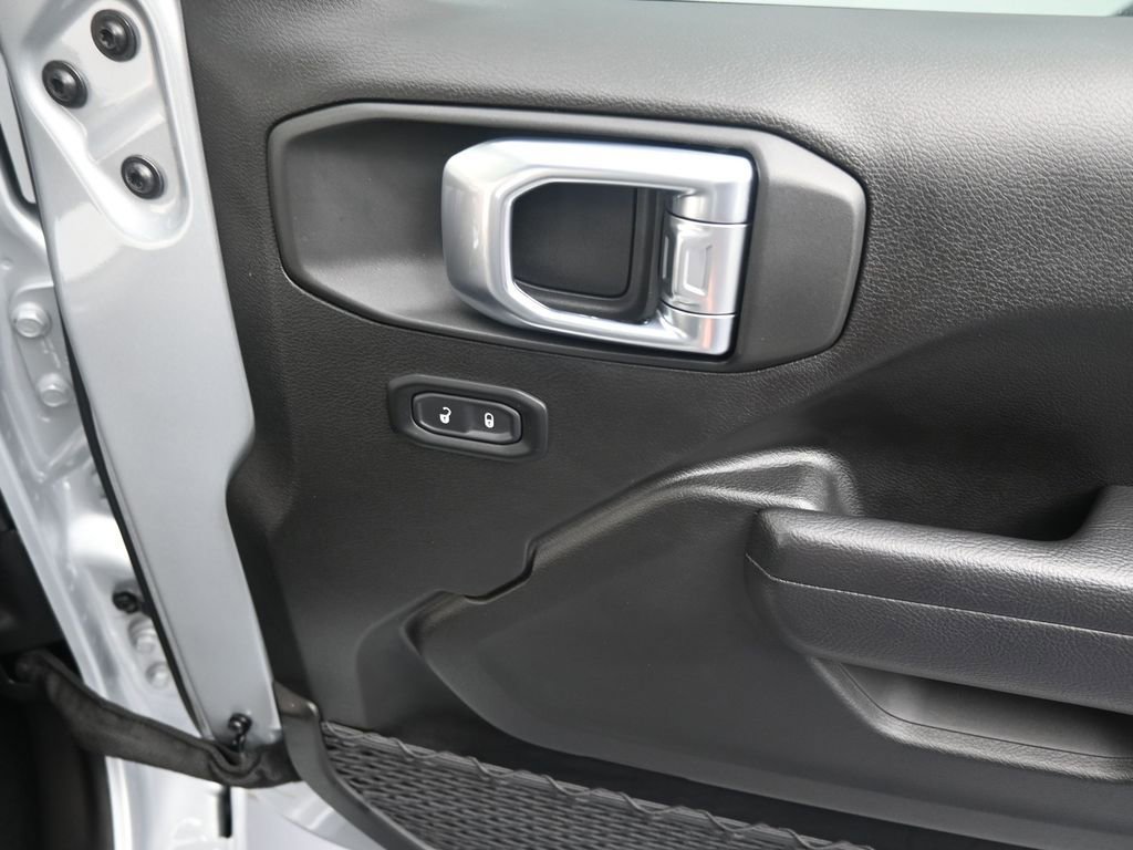 Used 2024 Jeep Wrangler Sport S image 21