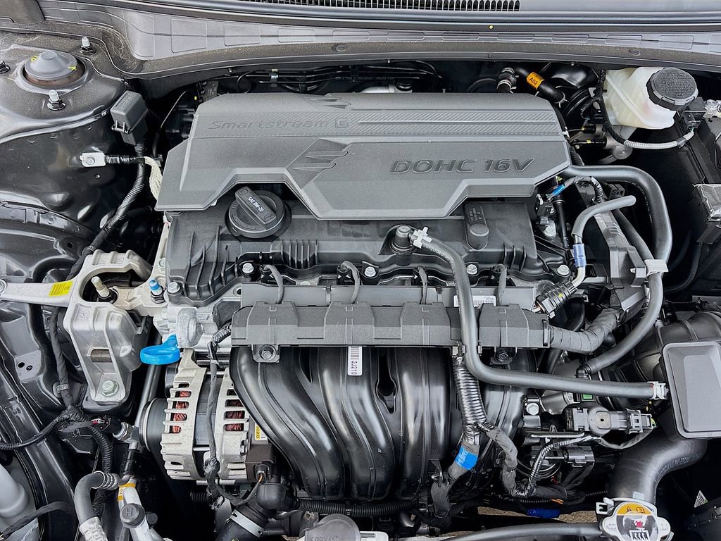 Certified 2026 Hyundai Elantra Sport image 28