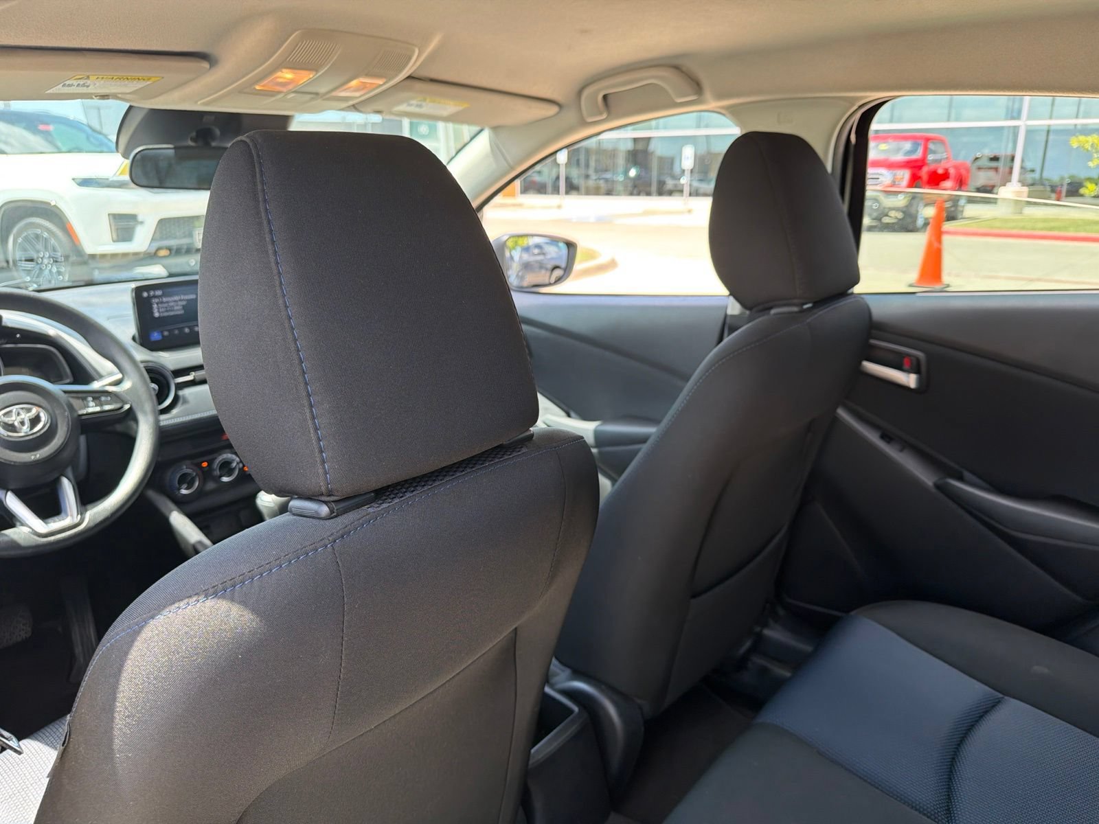 Used 2019 Toyota Yaris LE FWD image 15