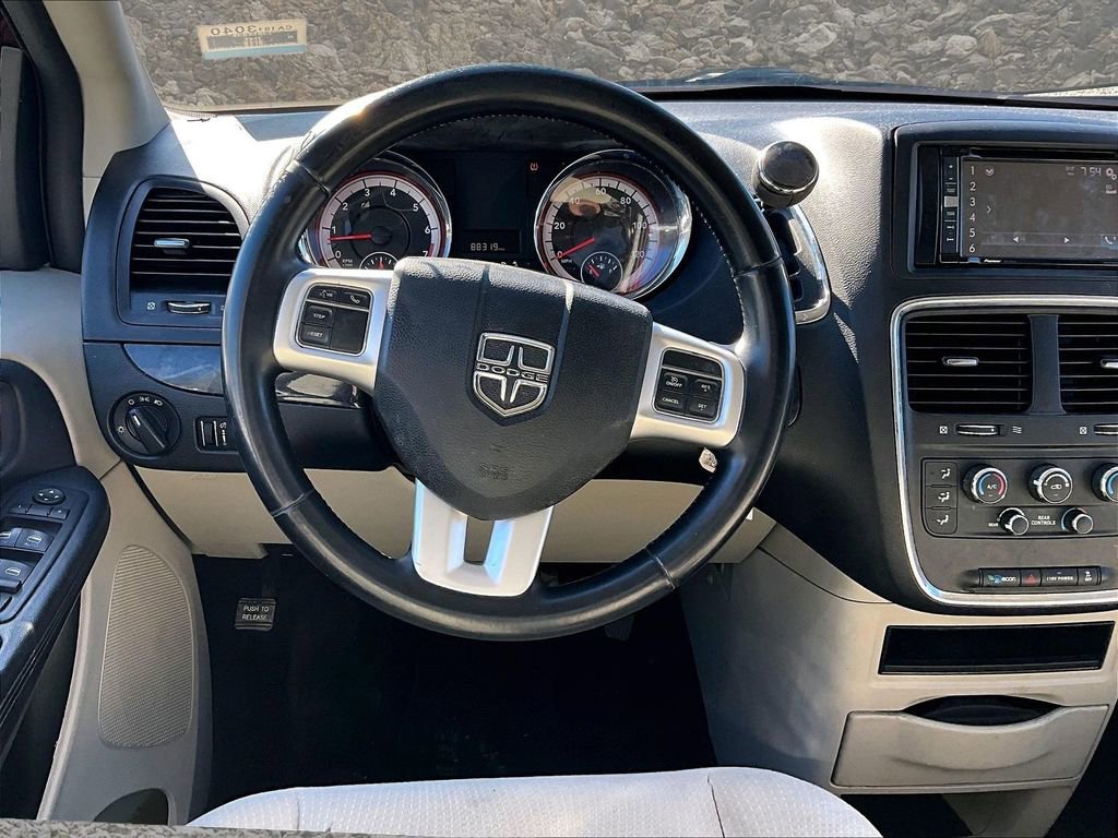 Used 2017 Dodge Grand Caravan SE w/ Power Window Group image 5