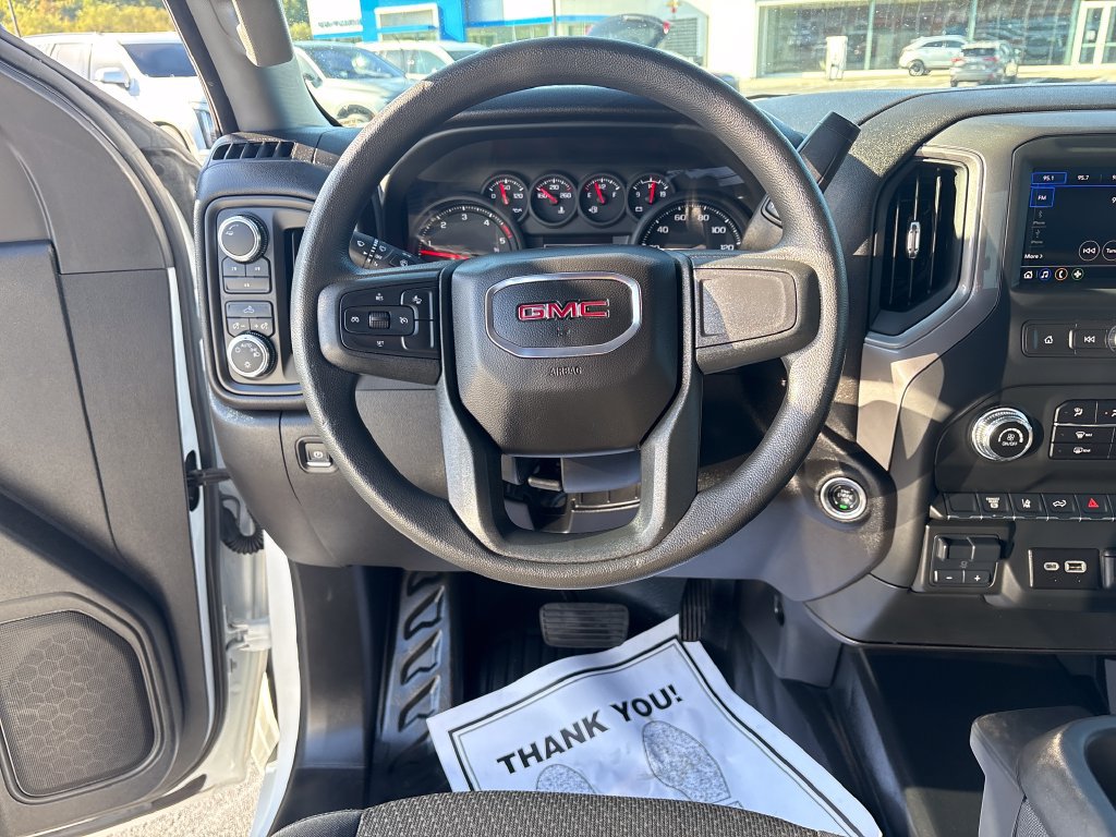 Used 2025 GMC Sierra 2500 Pro AWD/4WD image 16